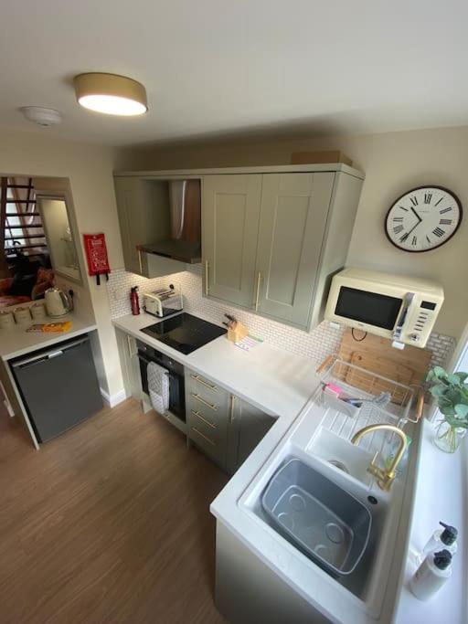 Wee Cottage - Super King Bed! Penpont Bagian luar foto