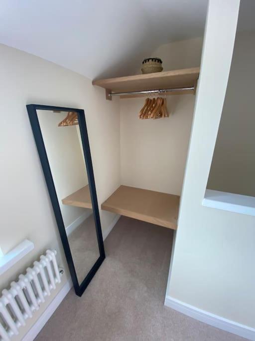 Wee Cottage - Super King Bed! Penpont Bagian luar foto